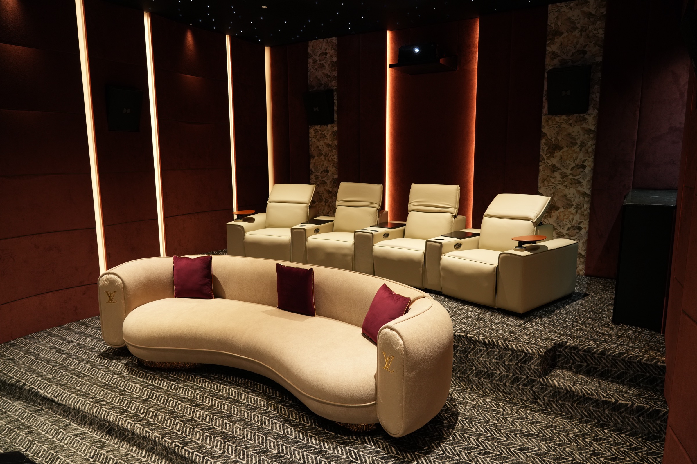 Best Sofa Designs for Small Living Rooms in Chennai
