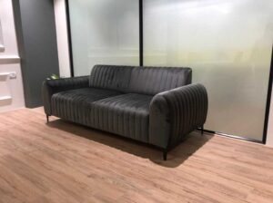 Low and Mid Back Sofas 29