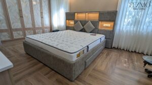 Elegant Bed and Panel Sets