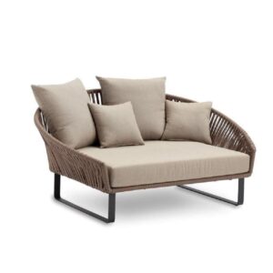 Stylish Seating for the Great Outdoors