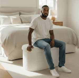 Oval Bench (White	boucle fabric)