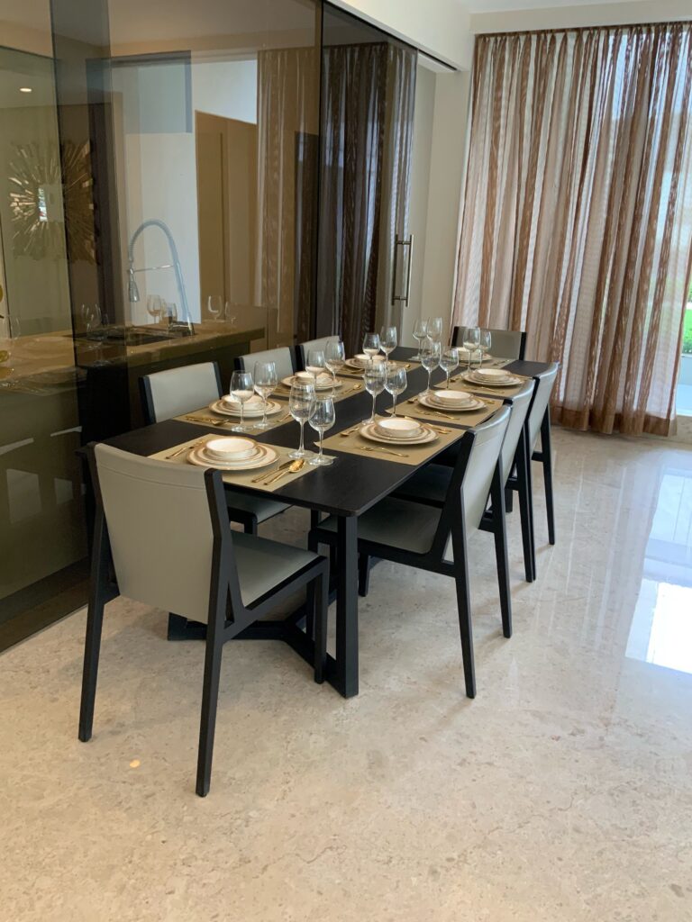 Dining table in Chennai