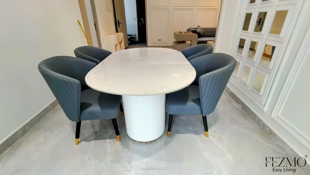 Dining table in Chennai